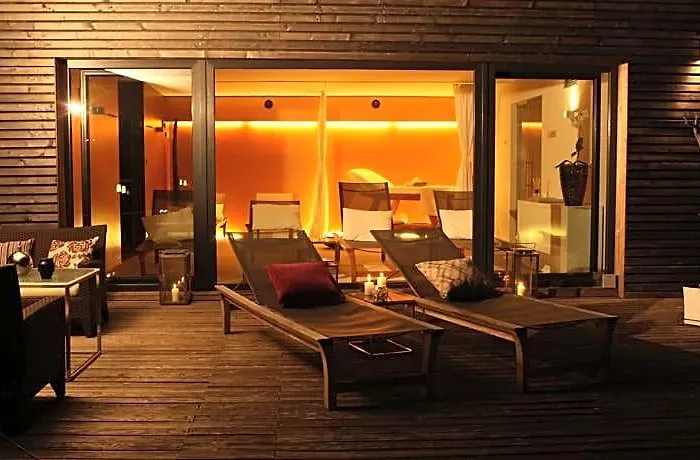 Boutique Hotel - Sun House Banovci